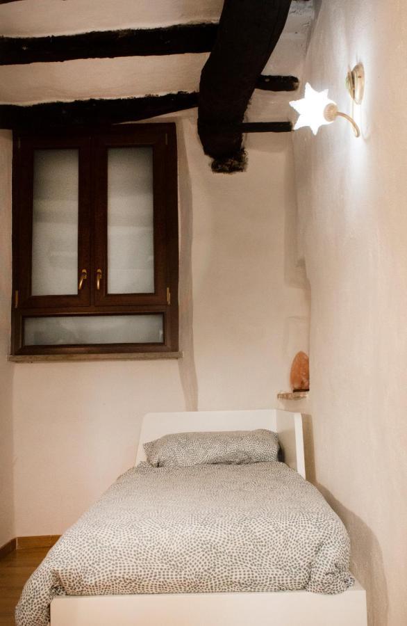 Casa Nella Roccia Holiday home