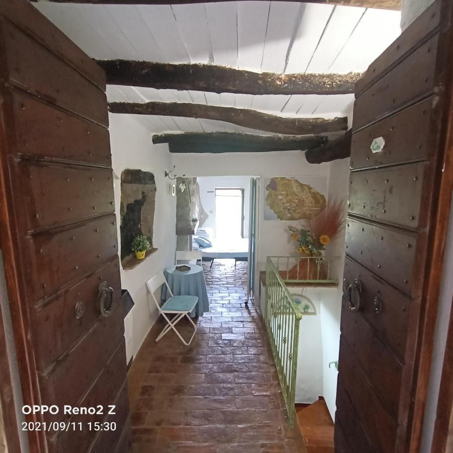 Casa Nella Roccia *